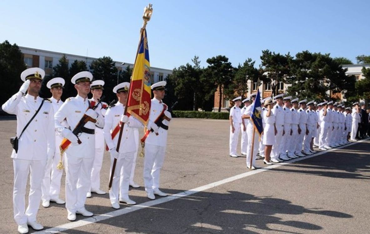 FOTO| O nouă generație de marinari și-a încheiat misiunea de studenți la Academia Navală „Mircea cel Bătrân”
