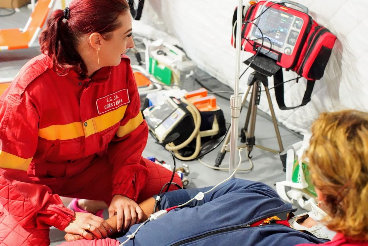 Neversea. Mai multe persoane transportate la spital, după a doua noapte de festival