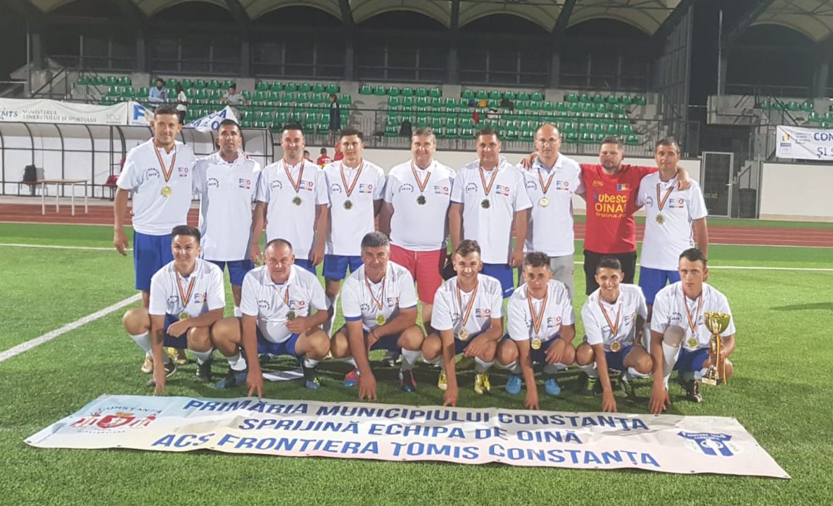 Frontiera Tomis Constanţa, aur la Cupa României şi argint la Campionatul Naţional de oină pe plajă