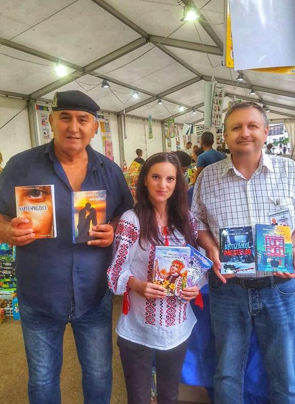 Trei autori constănțeni invită iubitorii de lectură la Valuri de Carte