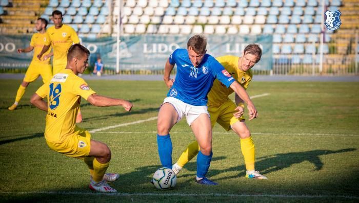 Scor alb la Constanta. FC Farul-Petrolul, meci la lumina telefoanelor
