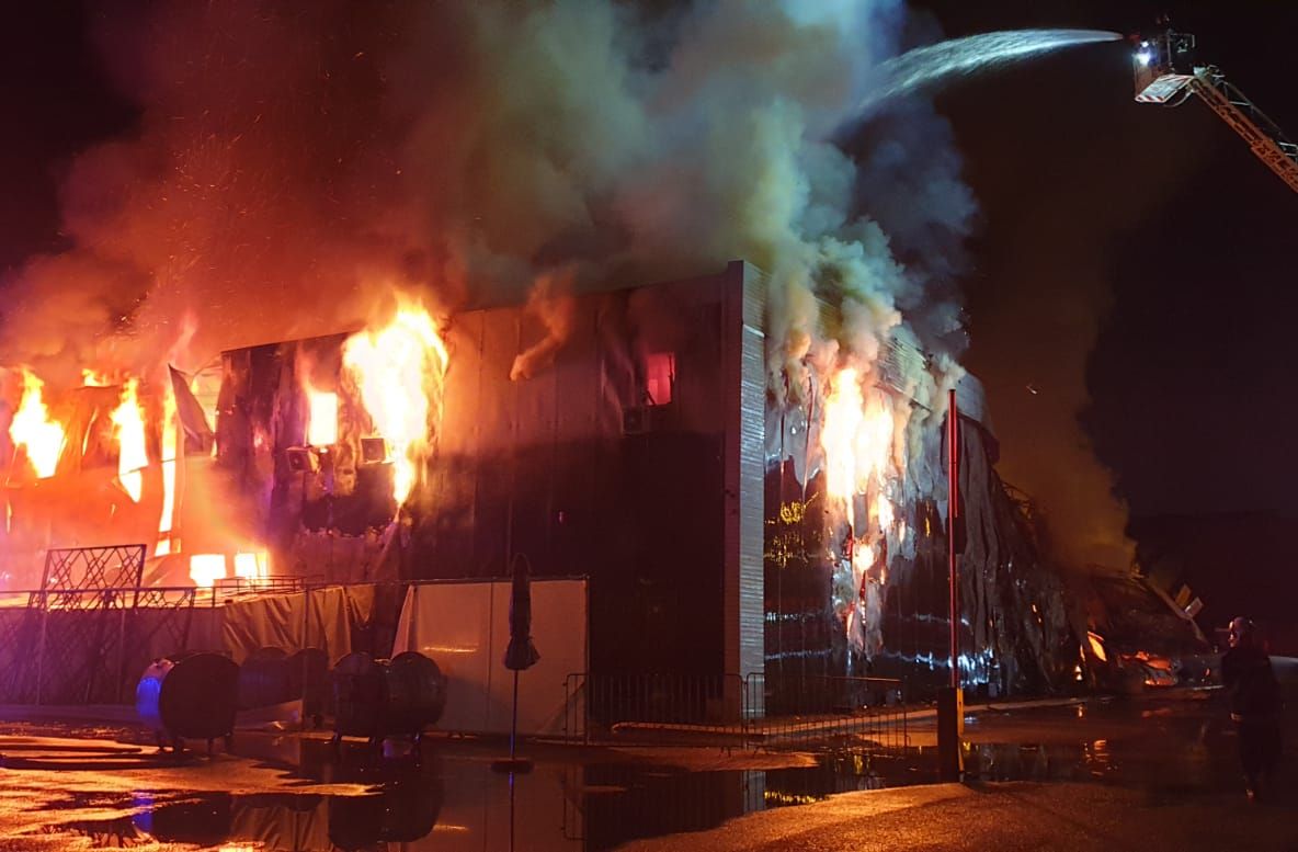 Incendiul de la fostul club Bamboo a izbucnit de la un aragaz lăsat nesupravegheat