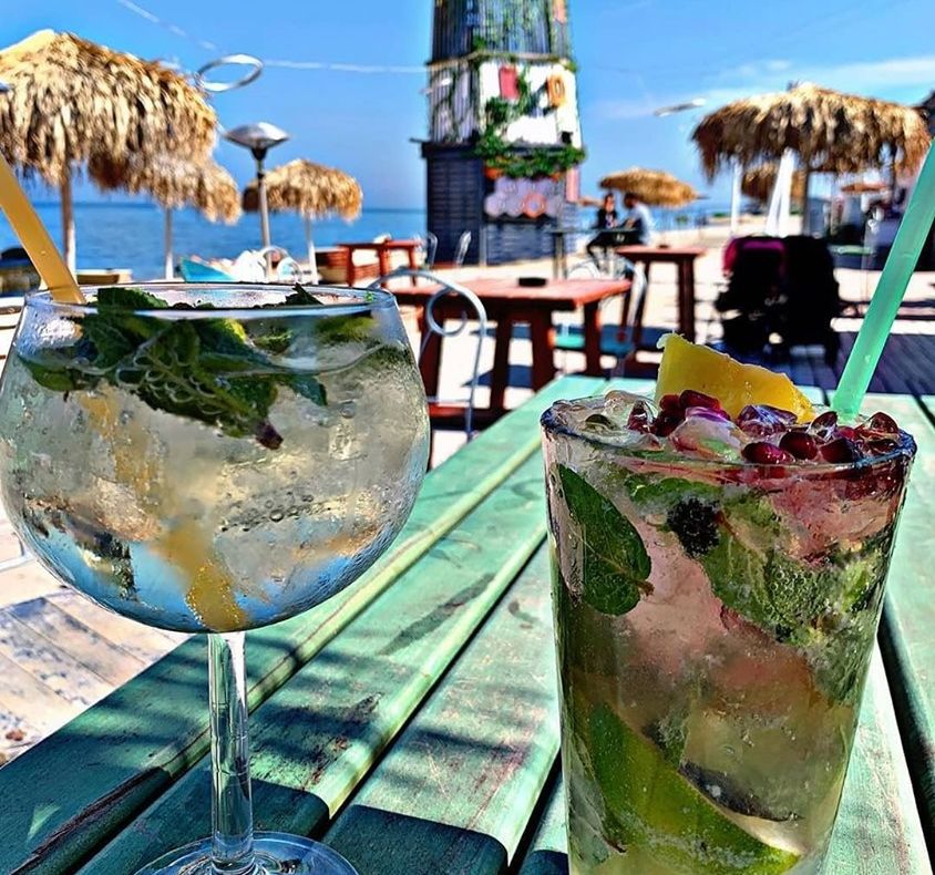 Propunerea FPTR: bacșișurile, maxim 8% din venituri