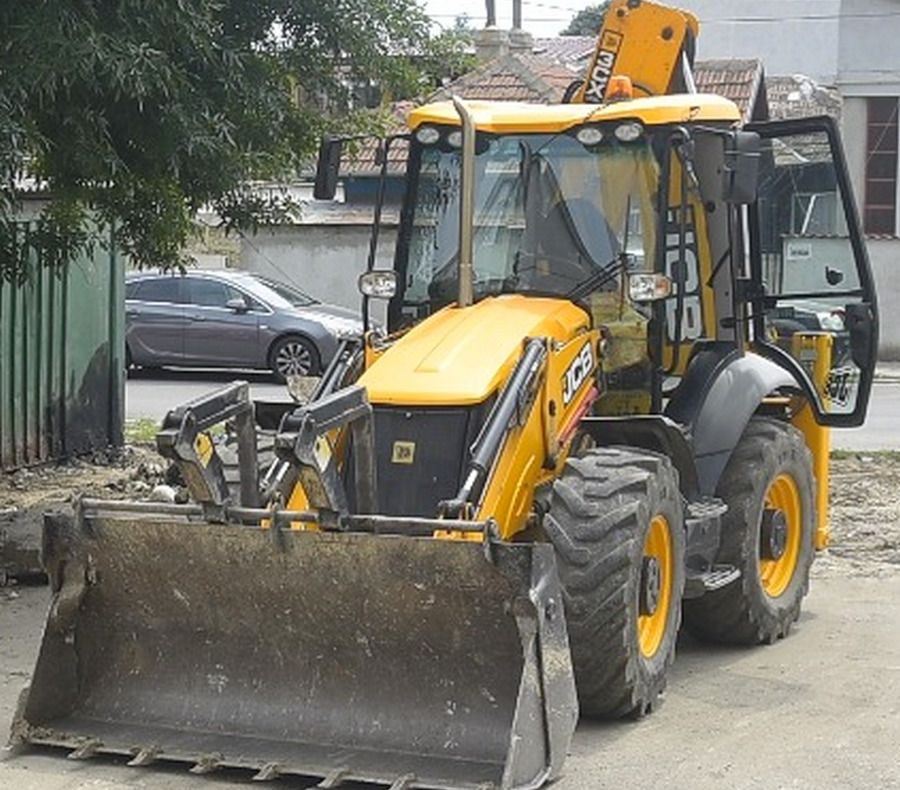 Lucrările de reabilitare a infrastructurii stradale sunt în desfășurare