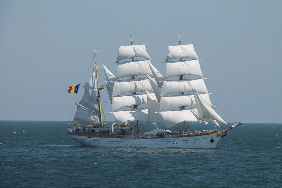 Bijuteria Marinei Române acostează, în premieră, în trei porturi dunărene