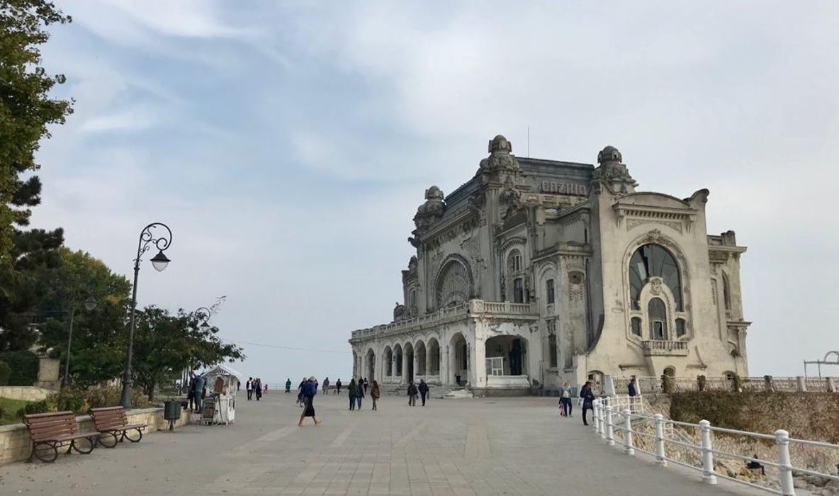 Dăncilă: Mâine, Cazinoul din Constanța va avea garanția că va fi refăcut