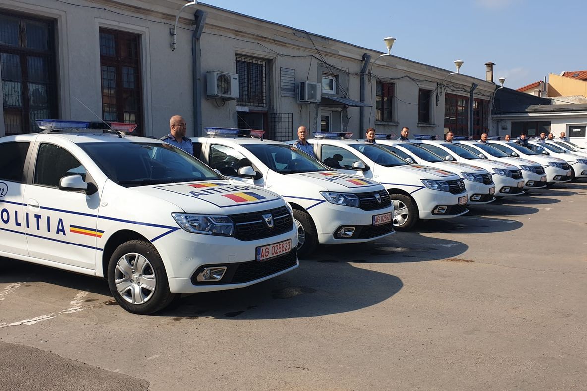 Autoturisme noi în dotarea polițiștilor constănțeni
