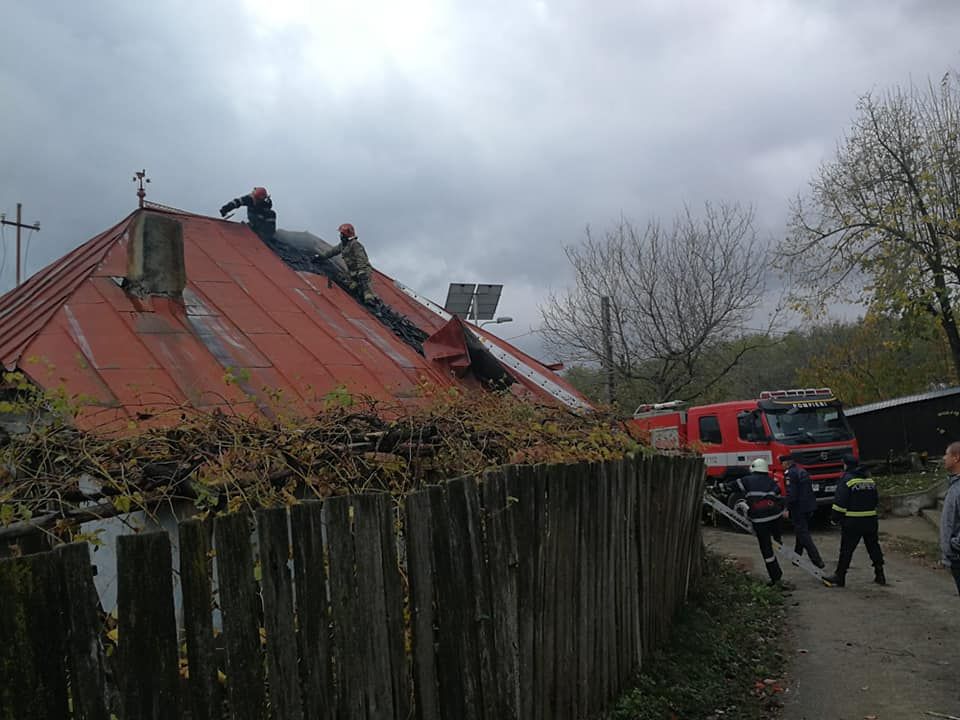 FOTO| Incendiu puternic la Mihail Kogălniceanu