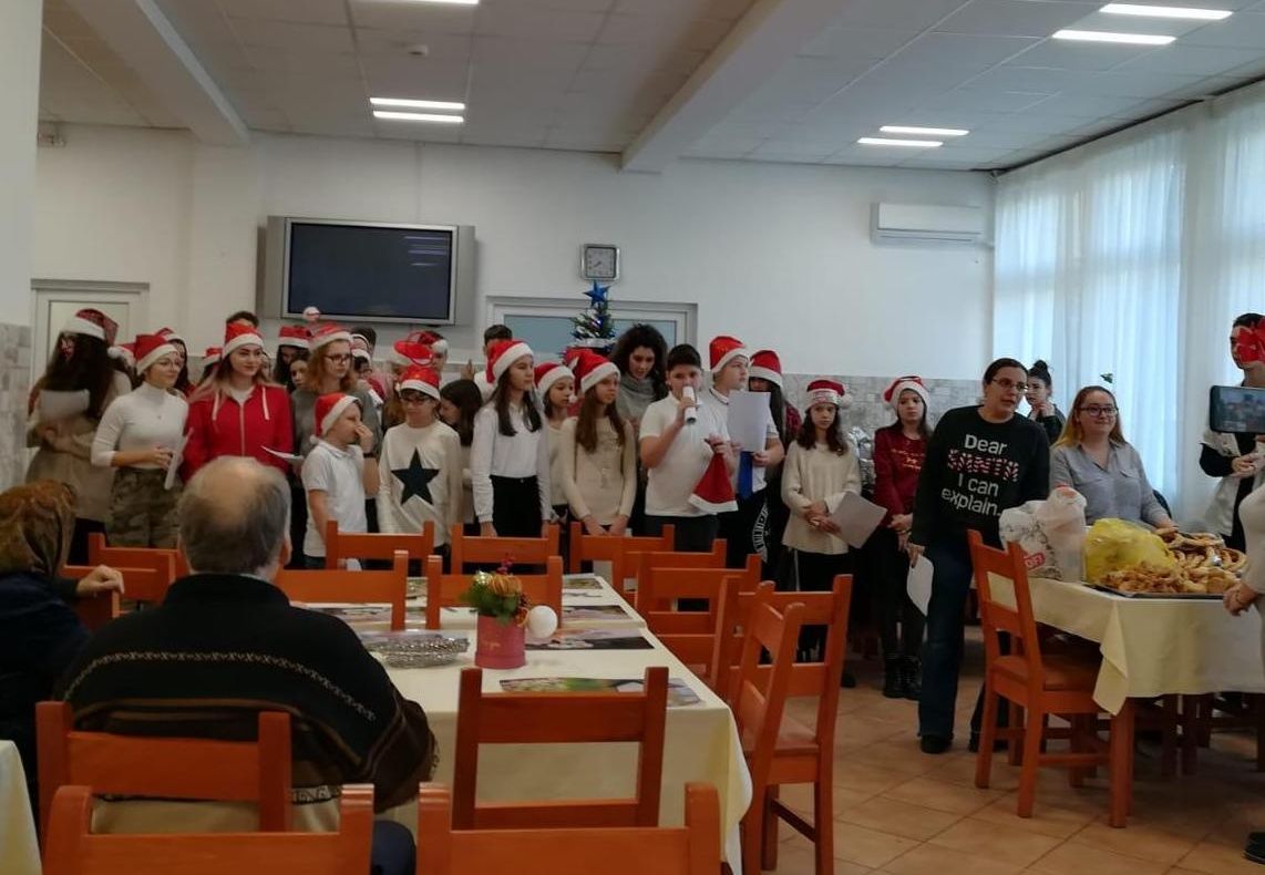 FOTO| Clipe de bucurie la Căminul pentru Persoane Vârstnice