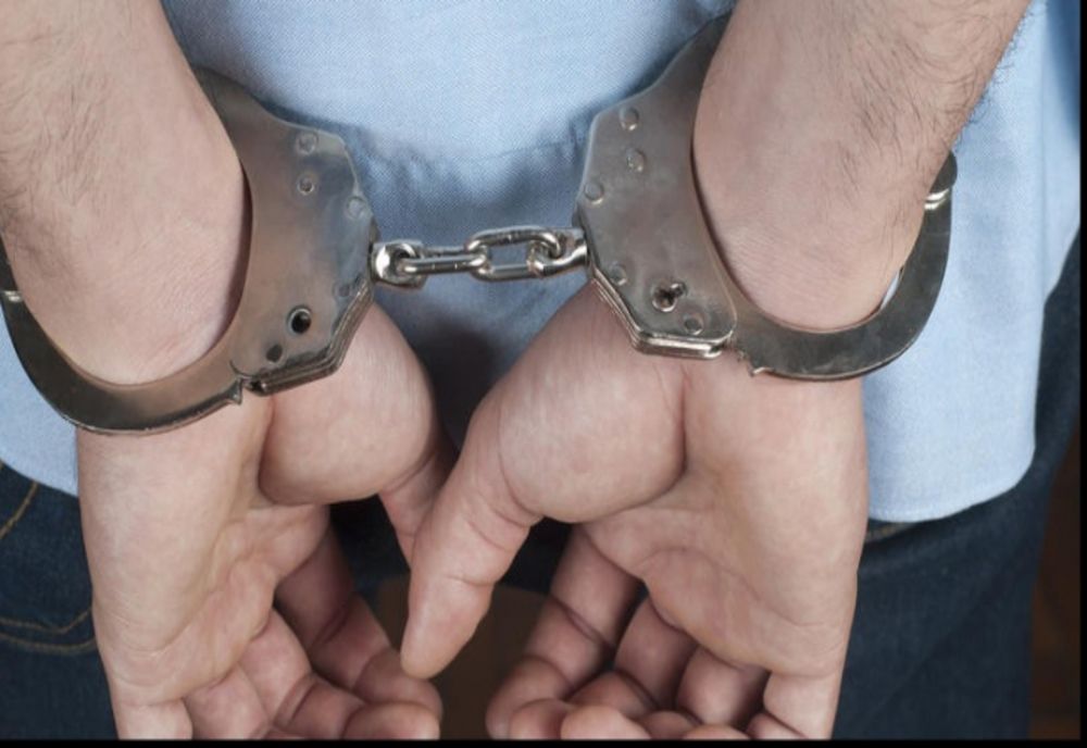 Peste 650 de români urmăriți internațional, aduși în țară anul trecut 