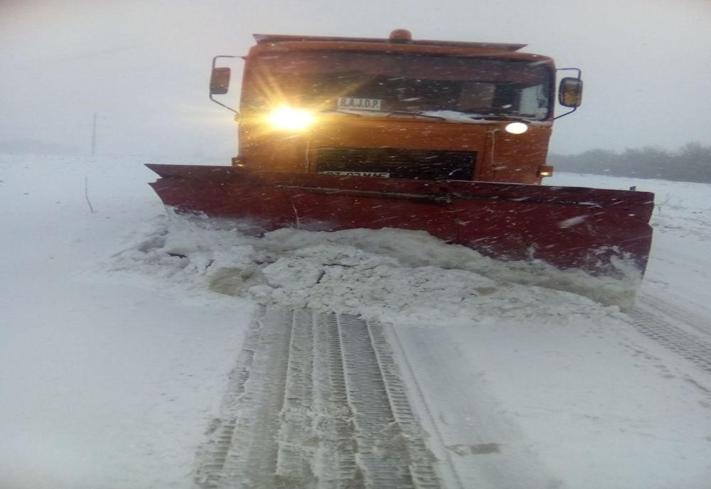 FOTO VIDEO| Constanța sub cod portocaliu. Ninsoare și viscol