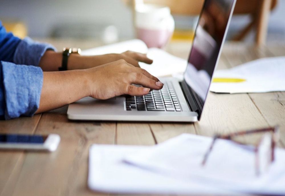 Univeritatea Ovidius trece la cursuri online