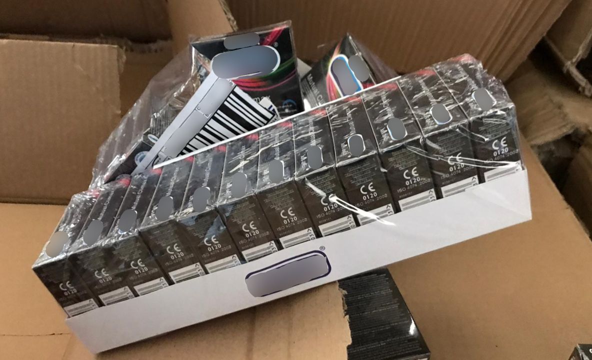 FOTO| Bunuri în valoare de peste 2.118.000 lei, confiscate în Portul Constanţa .Cetățan român anchetat