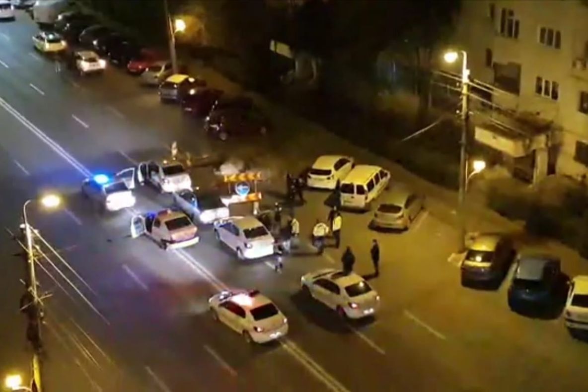 VIDEO| Urmărire pe străzile din Constanța. Două mașini de poliție au fost  avariate