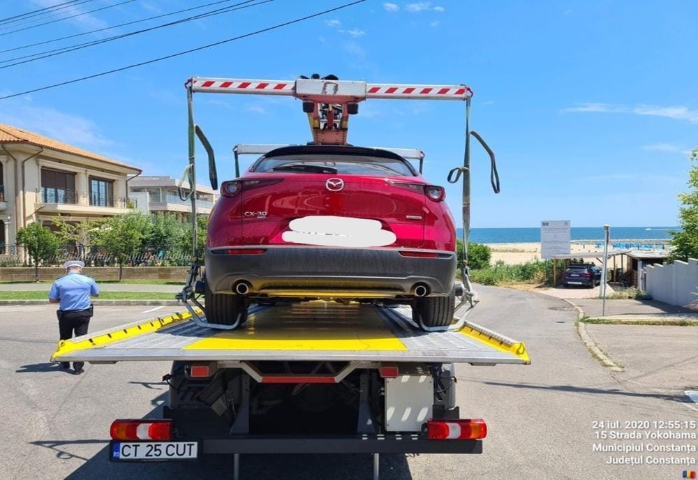 Atenţie! Autovehiculele staționate neregulamentar pot fi ridicate de poliţişti