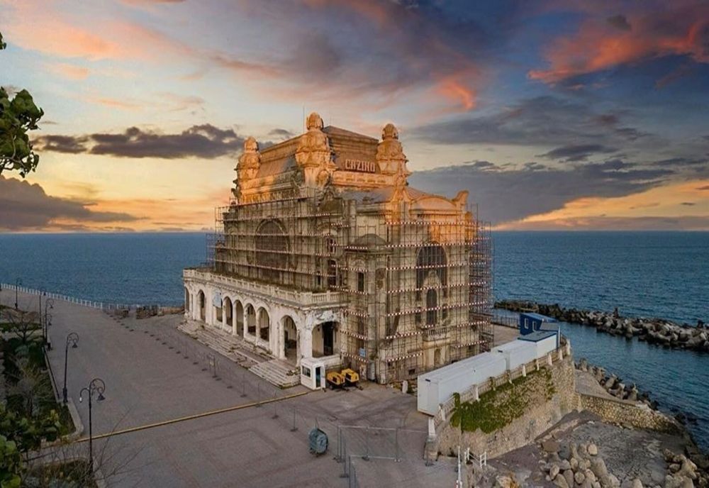 FOTO VIDEO| Grinzile realizate de inginerul Anghel Saligny la Cazinoul din Constanța, intacte după 100 de ani