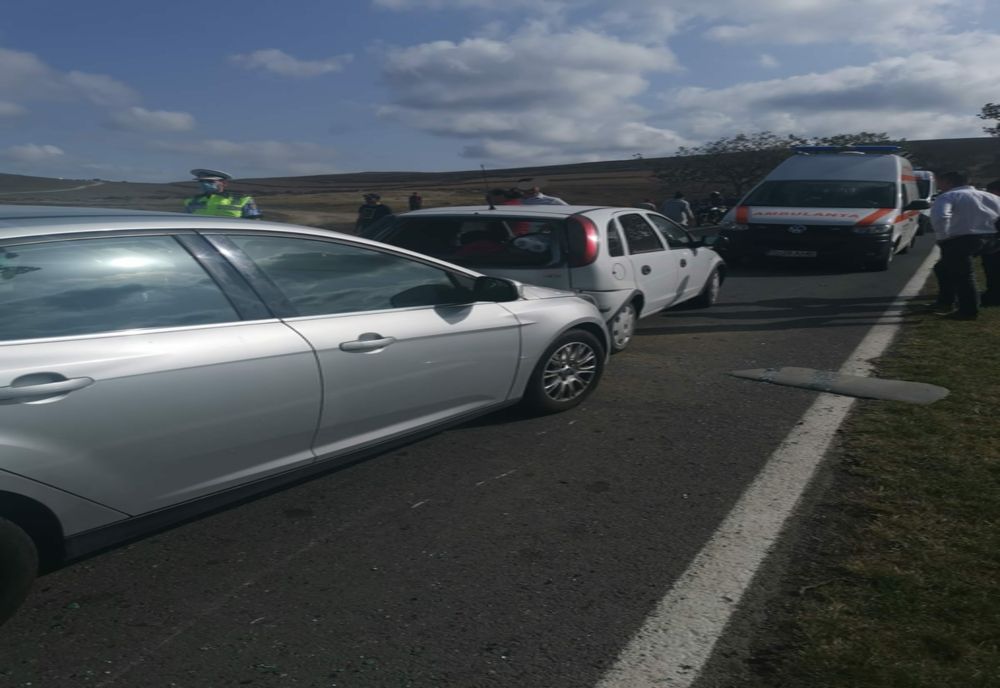 Carambol cu patru victime și trei mașini implicate la Enisala