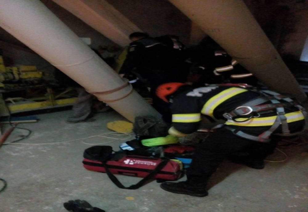 FOTO| Accident în Portul Constanța. Un bărbat a murit, după ce a căzut într-un siloz