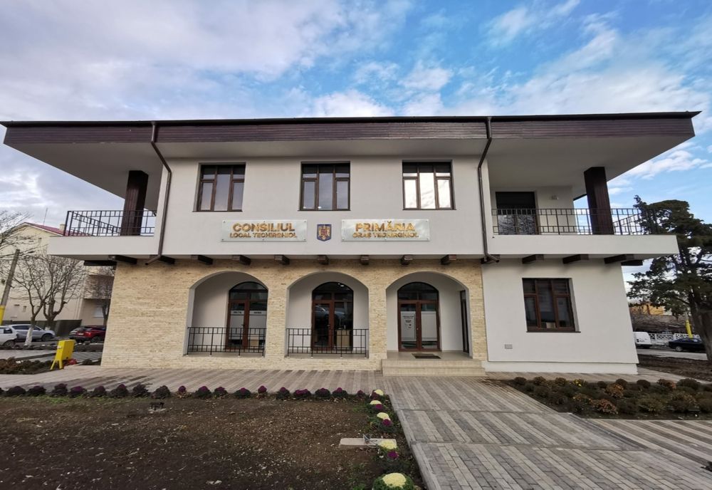 Primăria Techirghiol are un sediu nou
