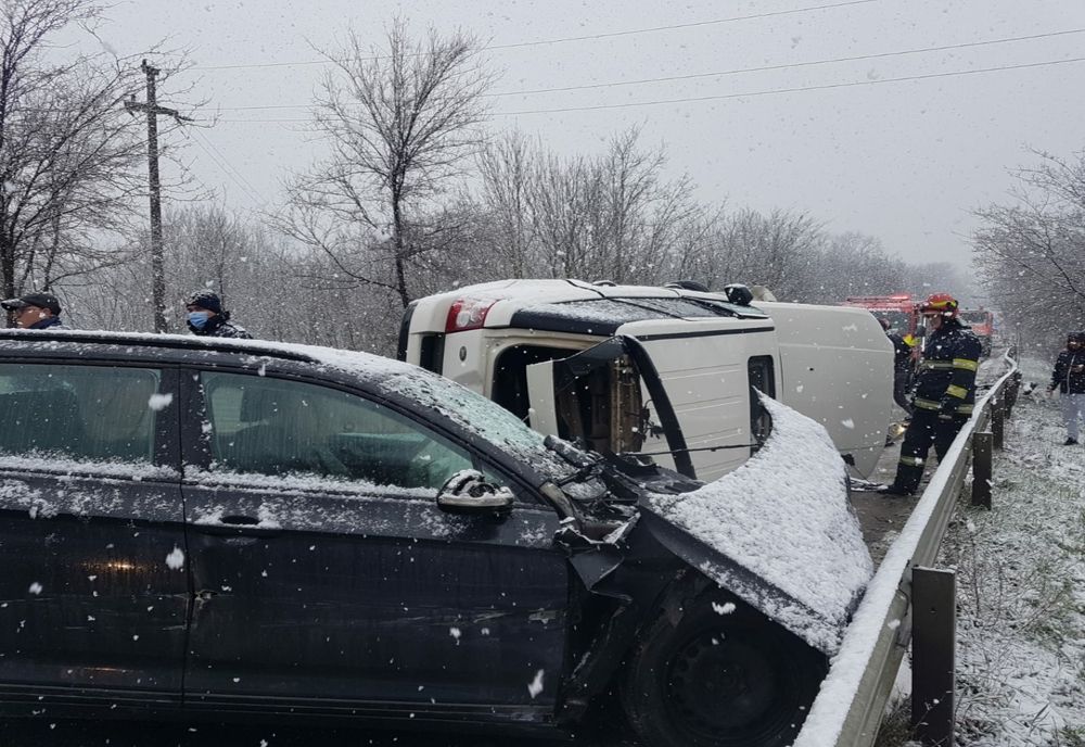 FOTO  Accident grav la Murfatlar. Trei persoane rănite