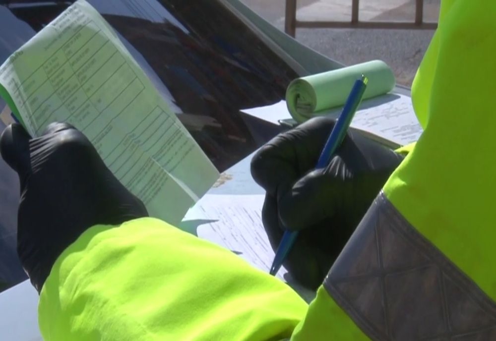 Amendat cu 2000 de lei pentru că nu a respectat carantina