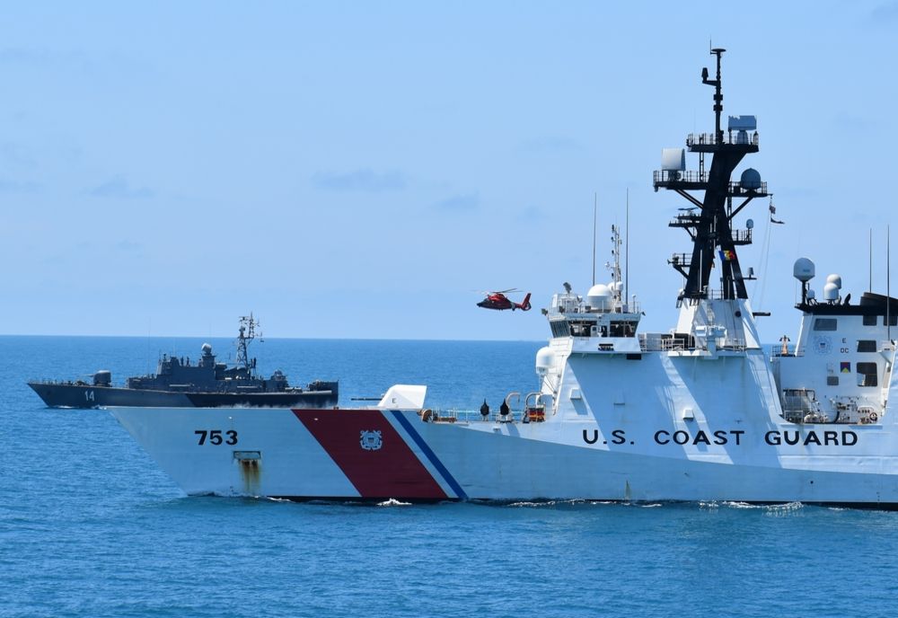 FOTO VIDEO Exerciții româno-bulgaro-americane în Marea Neagră