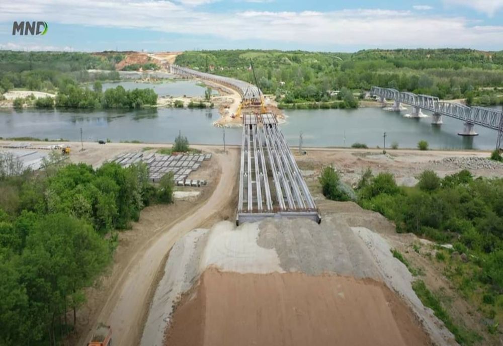 VIDEO Drumul expres Craiova-Piteşti și podul spectaculos de peste Olt