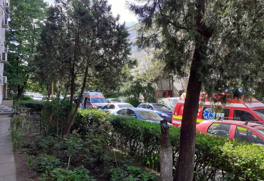 Șocant! Bărbat înjunghiat de fiica sa la Constanța