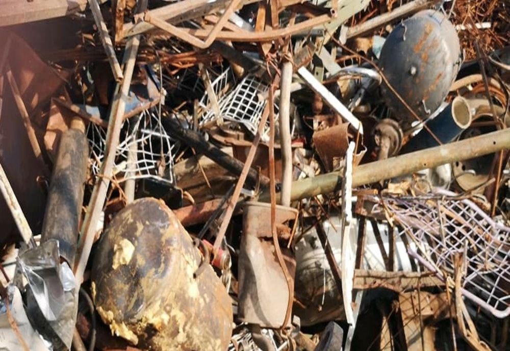 VIDEO Barjă cu deșeuri din Serbia, oprită de Garda de Mediu Constanţa