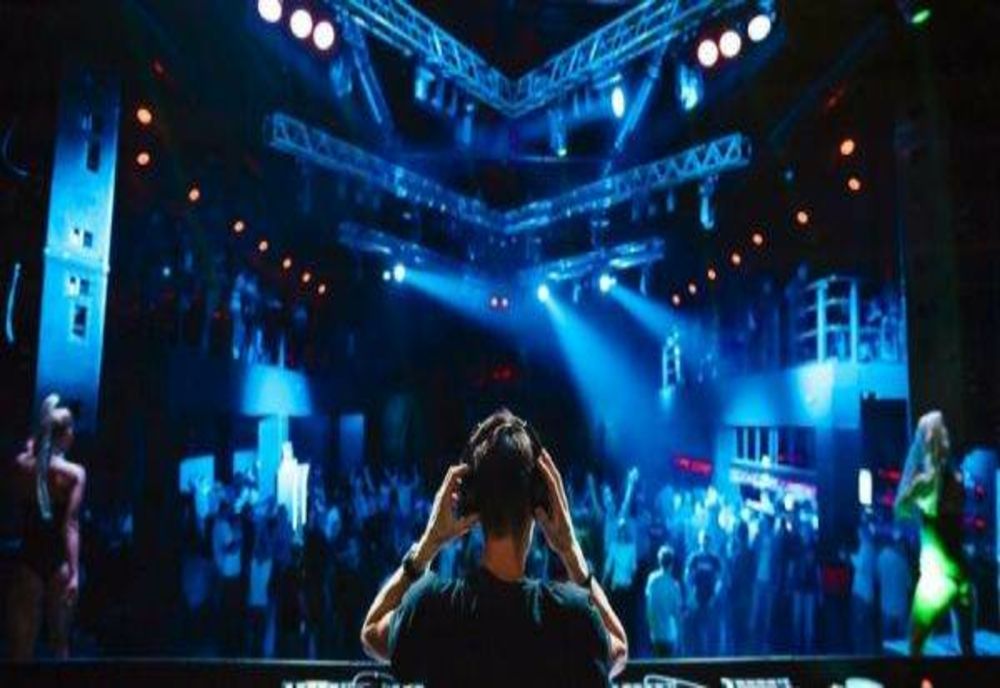 Barurile, cluburile și discotecile se închid în municipiul Constanța. Incidența a ajuns  la 9.62 cazuri de COVID19 la mia de locuitori