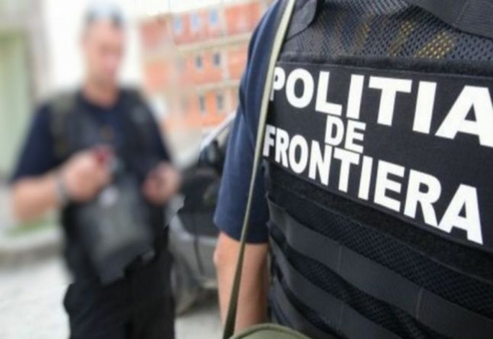 Patru turci cu paşapoarte false, prinși la frontieră