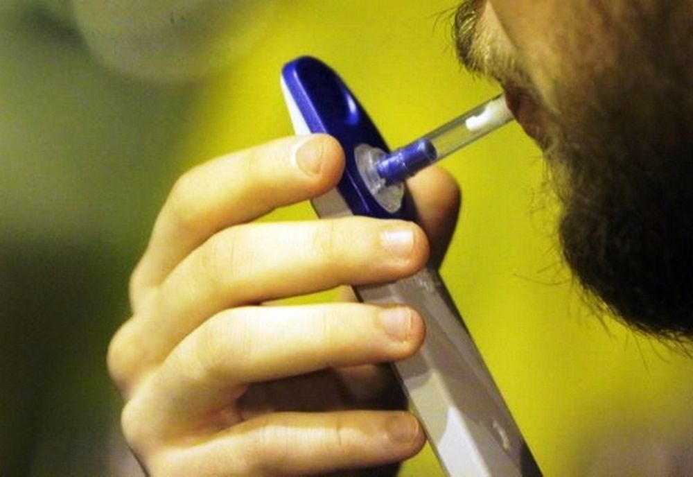 Șofer constănțean prins la volan drogat cu cocaină