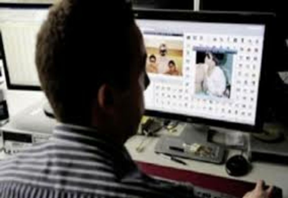 Bărbat de 61 de ani, reținut pentru pornografie infantilă. Avea peste 100.000 de materiale pornografice cu minori