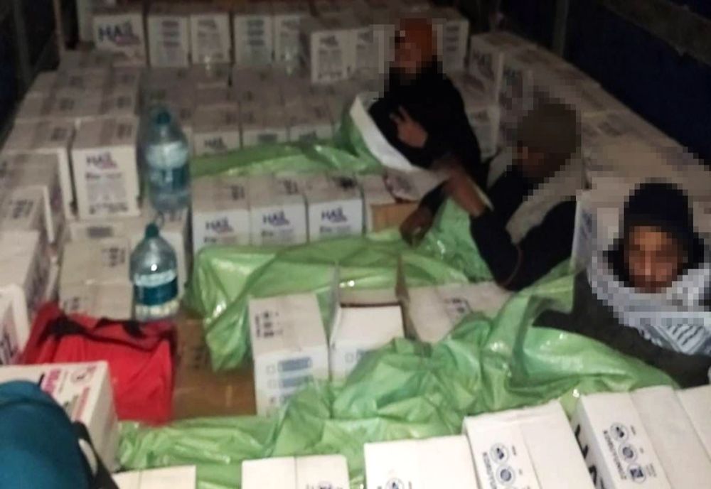 Palestinieni depistați la frontieră. Unde erau ascunși