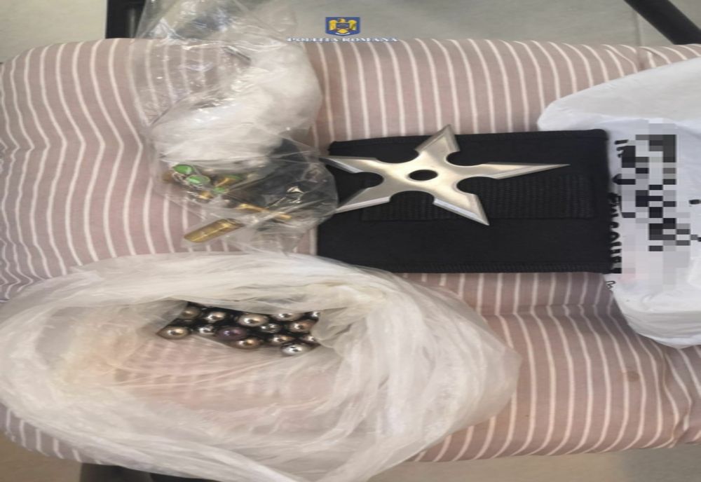 FOTO Scandalagii săltați de mascați. Au tras cu arme într-o bătaie de stradă