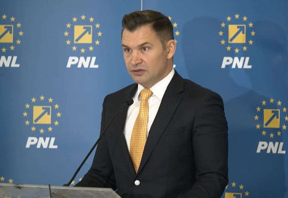 PNL cere Parlamentului să declare oficial AUR ca partid extremist