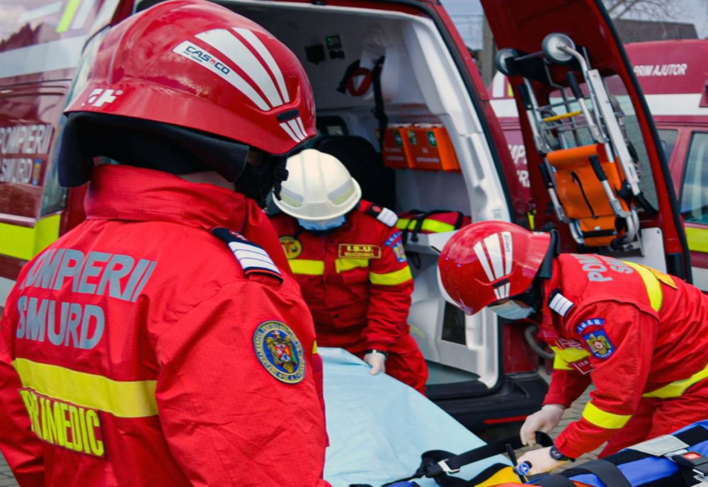 Mașină intrată în stâlp în Mamaia. Un bărbat la spital