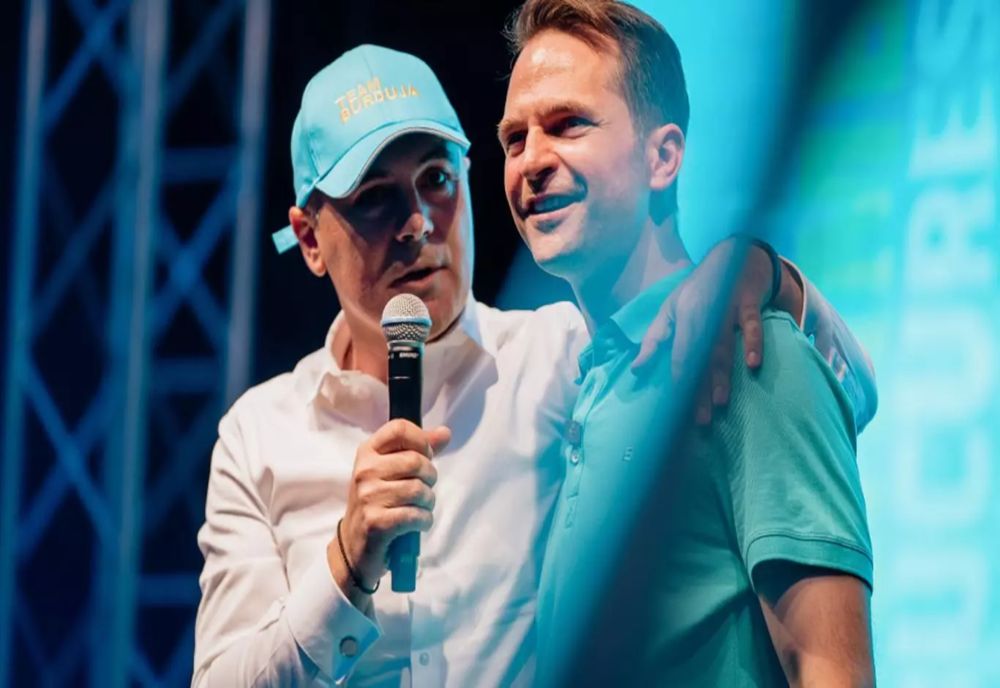 Eveniment PNL impresionant în fața Ateneului Român. Rareș Bogdan: Mulțumim lui Burduja pentru cea mai puternică campanie din Capitală