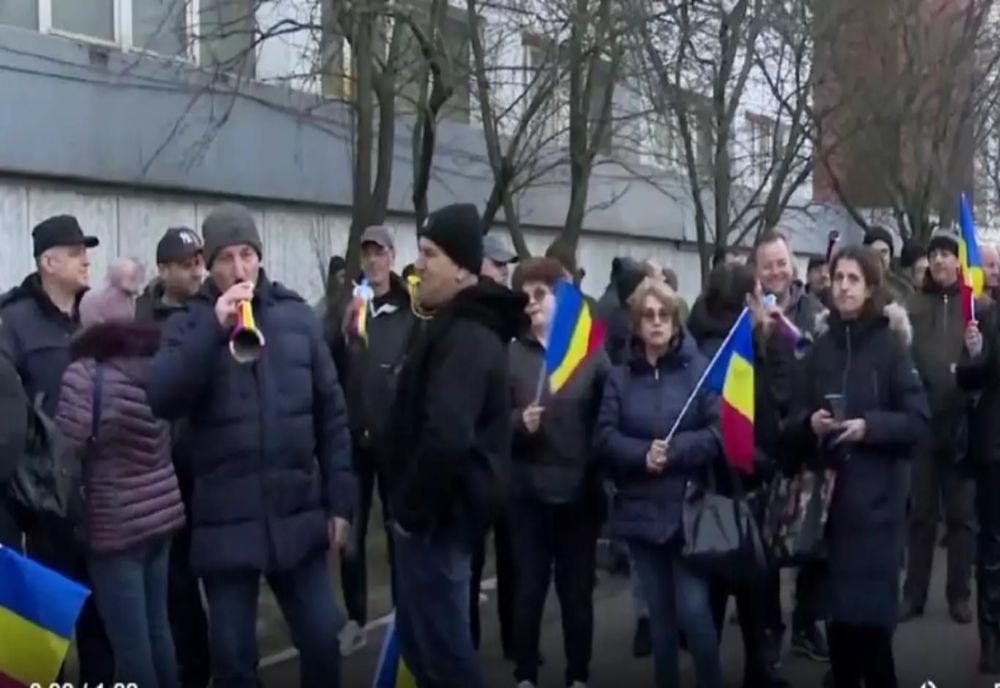 MII DE OAMENI PREGĂTIȚI SĂ PROTESTEZE DE ZIUA MICII UNIRI ÎMPOTRIVA SĂRĂCIEI ȘI MĂSURILOR GUVERNULUI 