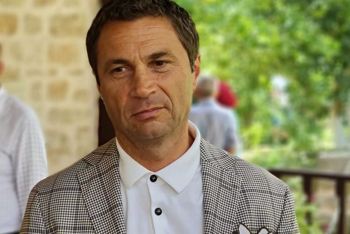 Primarul suspendat al Mangaliei, Cristian Radu, eliberat din arest preventiv. Instanța a decis arest la domiciliu