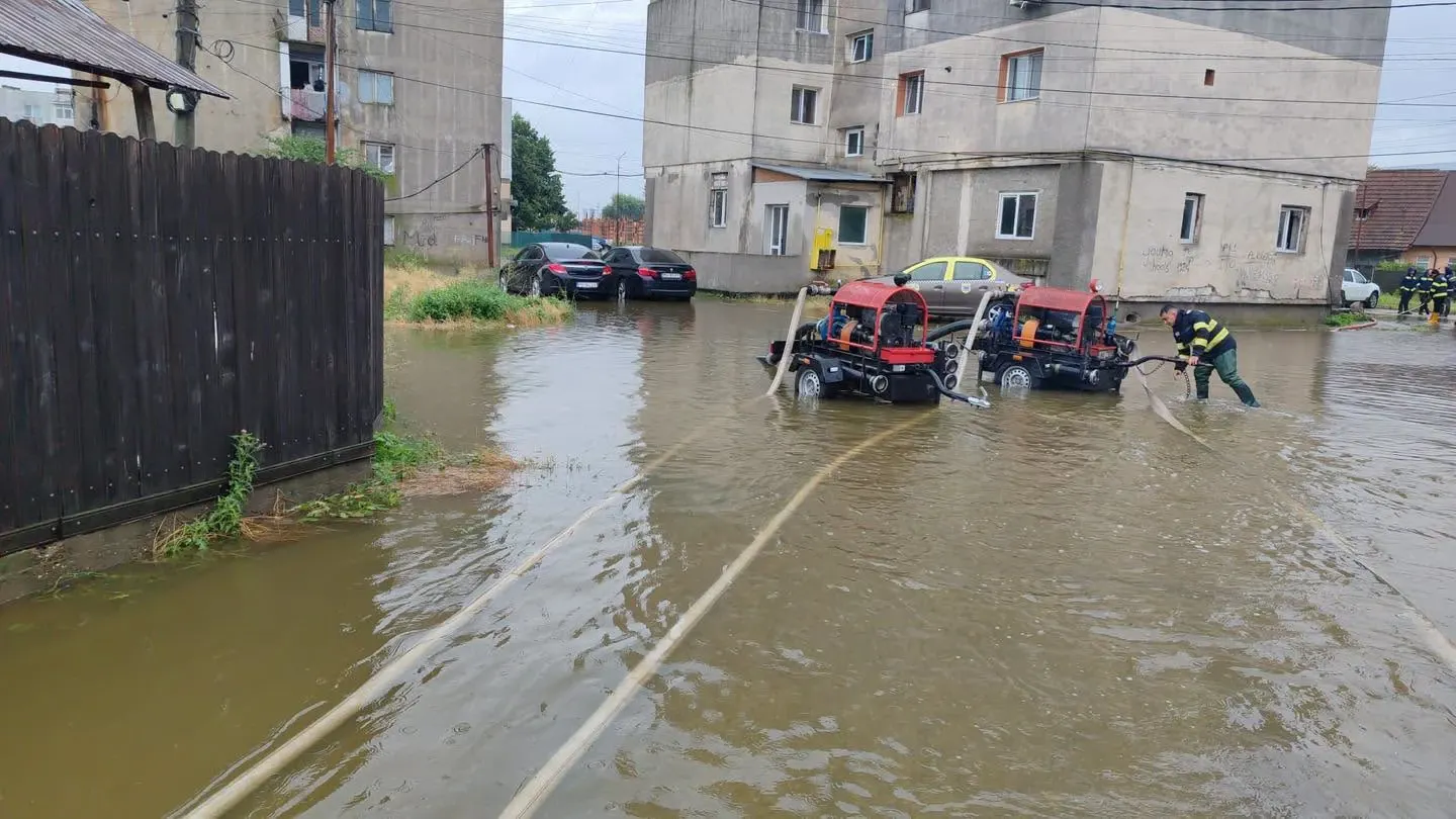Ministerul Sănătății, măsuri pentru prevenirea îmbolnăvirilor după inundații