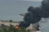 Un beach bar de pe o plajă din Constanța a luat foc. Pompierii intervin de urgență - VIDEO