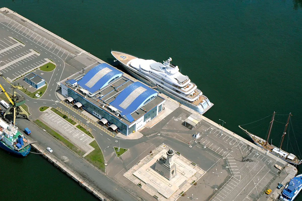 Port_Pasageri