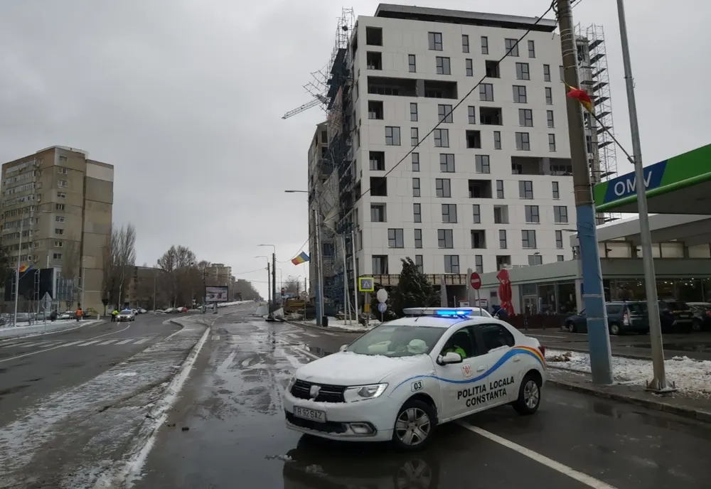  FOTO| Circulația rutieră a fost restricționată total pe bulevardul Aurel Vlaicu, zona Campus