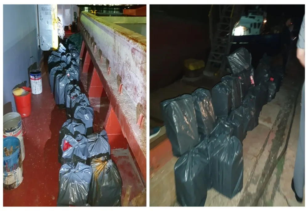 FOTO| Contrabandă cu țigări, la bordul unei nave