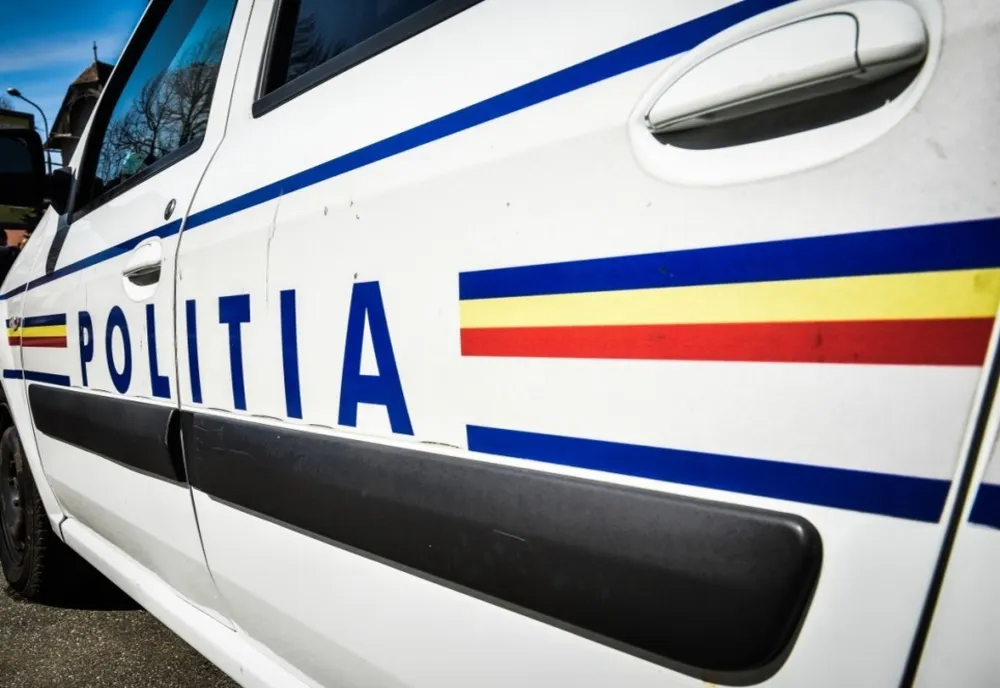 Poliţist arestat pentru luare de mită
