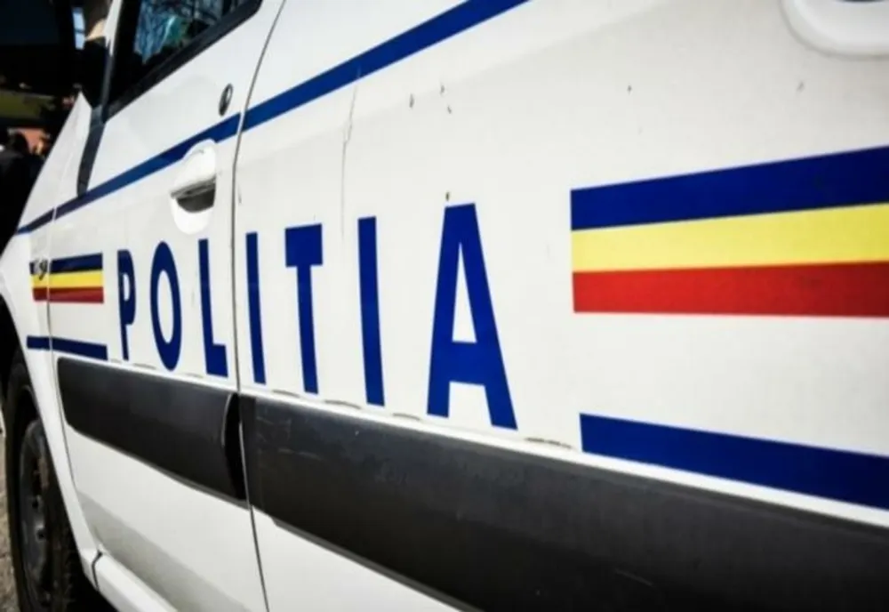 Băiat de 15 ani reținut pentru furt calificat