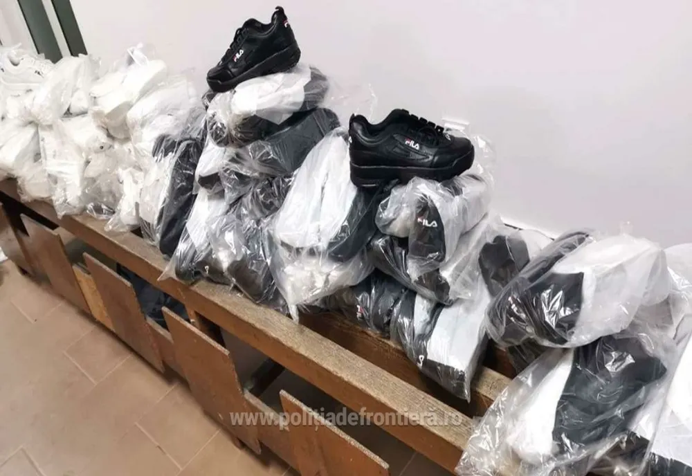 Mărfuri contrafăcute, confiscate de poliţiştii de frontieră de la Vama Veche