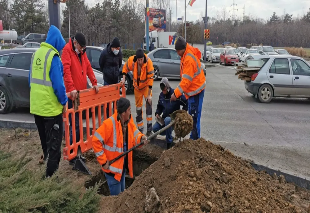 Atenție, șoferi! Semafoarele de la intersecția bulevardelor Tomis cu Aurel Vlaicu nu funcționează