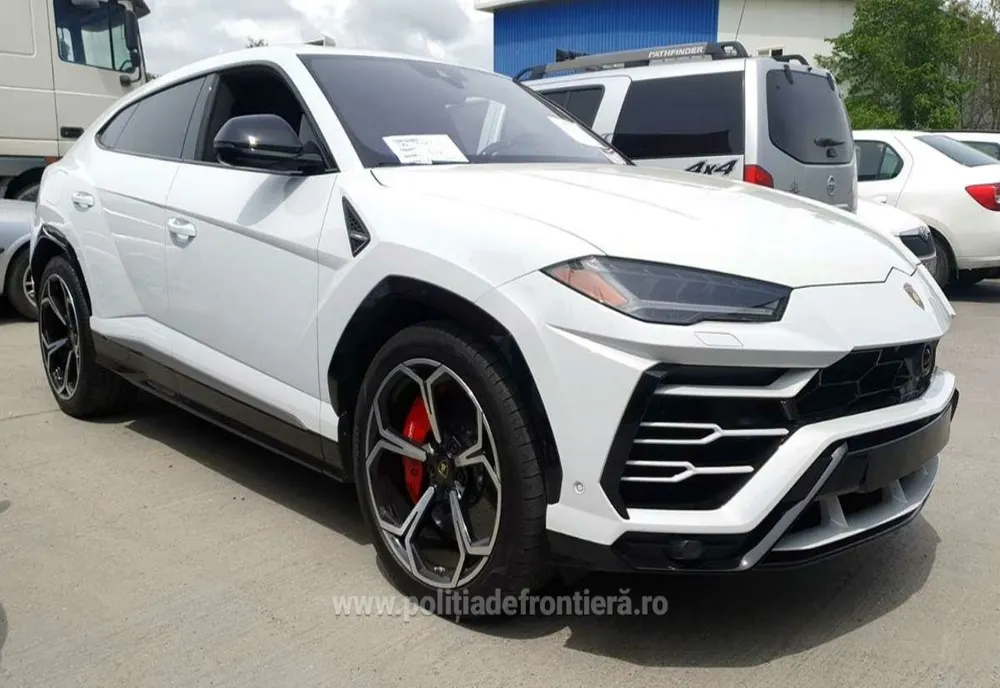 Lamborghini Urus depistat într-un container în Portul Constanța